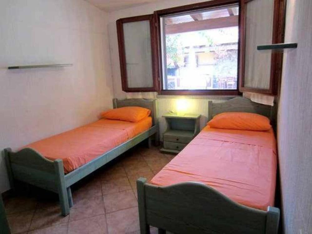 Villa Azzurra Tertenìa Esterno foto