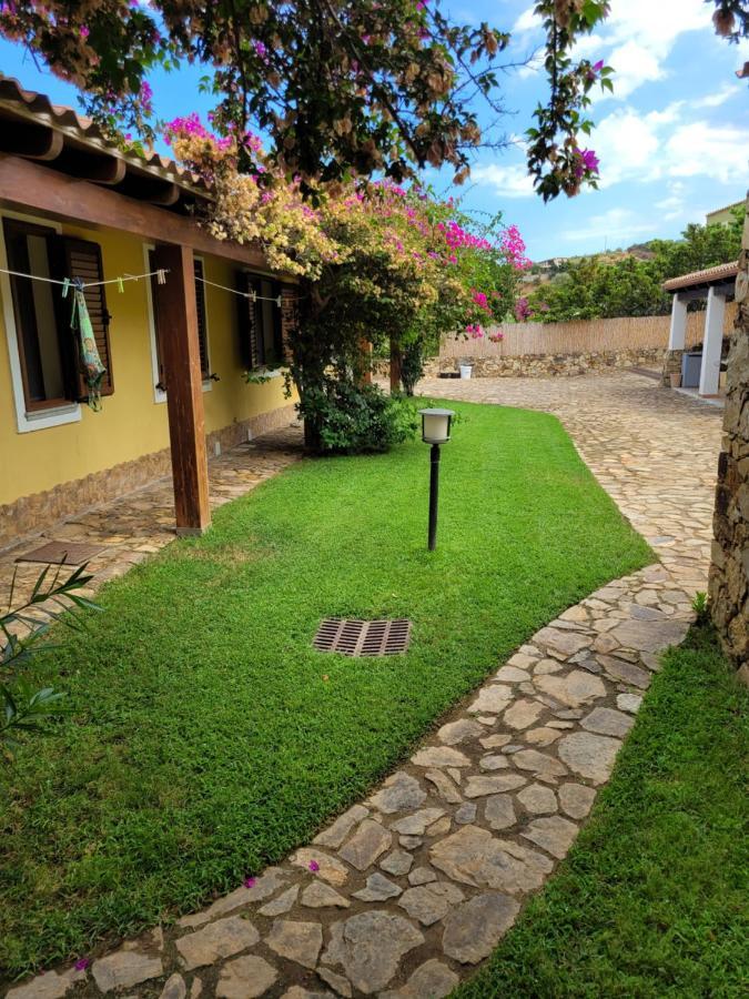 Villa Azzurra Tertenìa Esterno foto