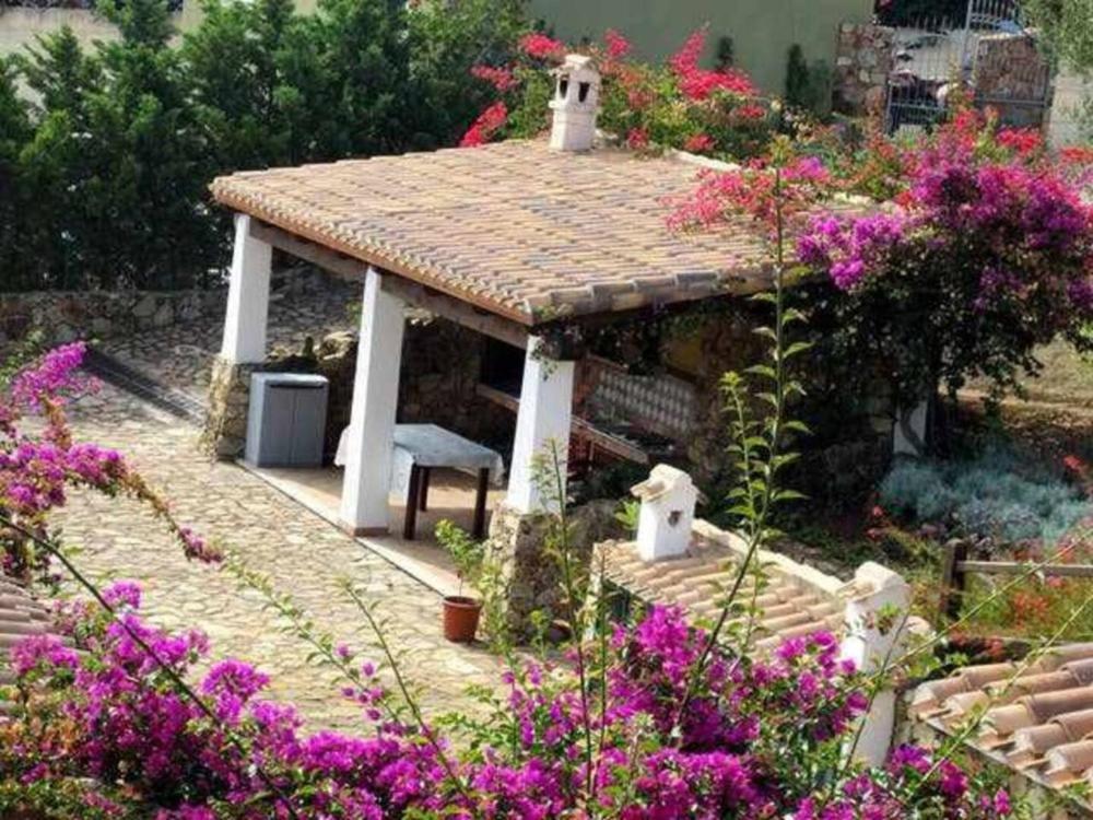 Villa Azzurra Tertenìa Esterno foto