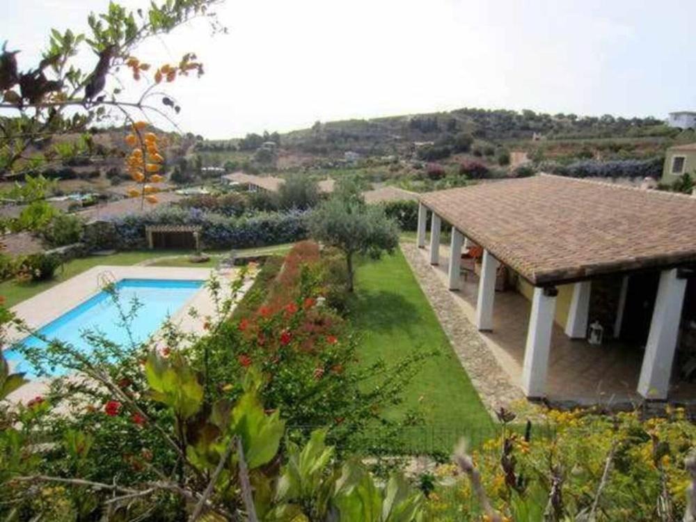 Villa Azzurra Tertenìa Esterno foto